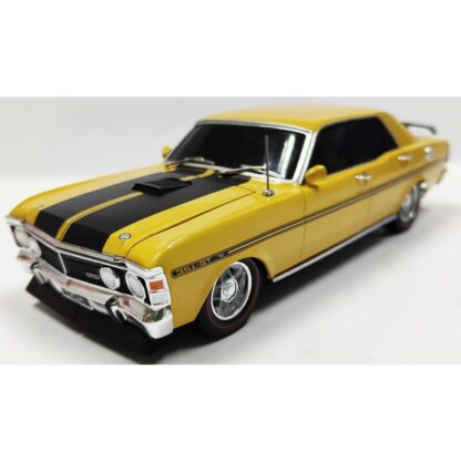 DDA Yellow Ochre XY GTHO Spectra Rides 1:24 Scale Plastic Light Up Car - DDALU11