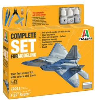 1/72 Scale F-22 Raptor Italeri Gift Set - 72011