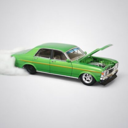 DDA Diecast 1/24 Scale XW GS Custom - DDA24829.  Add to your Diecast collection or just getting started the 1/24th scale range of diecast cars.
